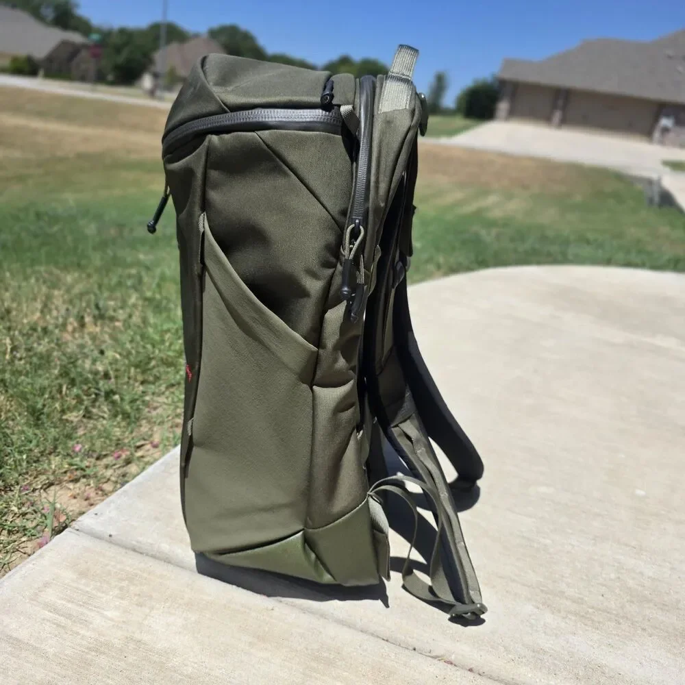 NWOT YETI Ranchero 27L Everyday Carry Backpack Olive Green Opens Wide, MSRP $275